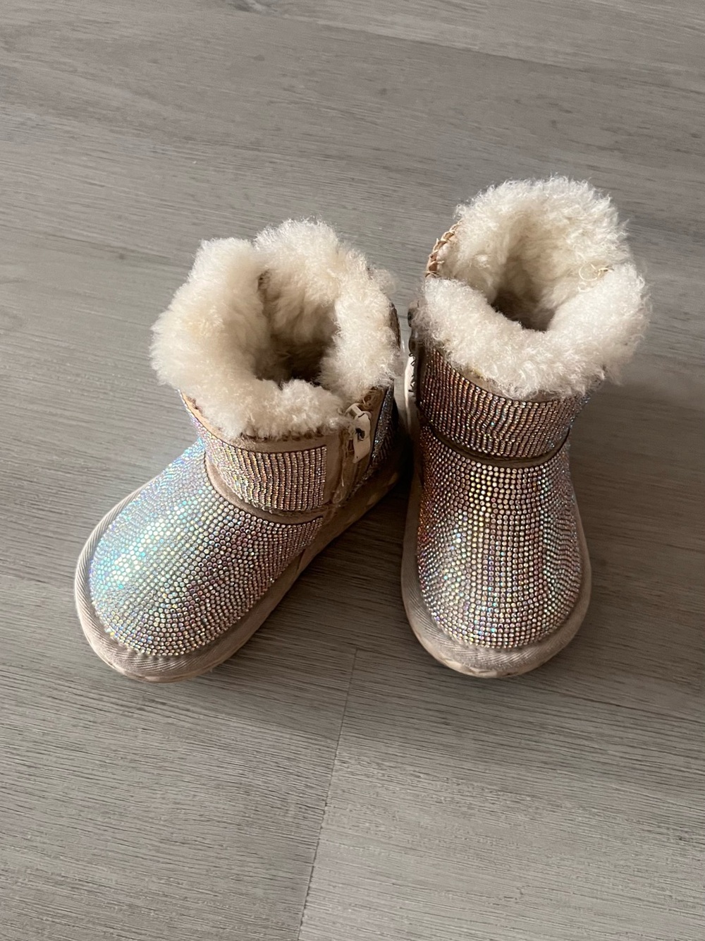 Girls Sparkle Faux-Fur Lined Winter Boots - Iridescent Pink